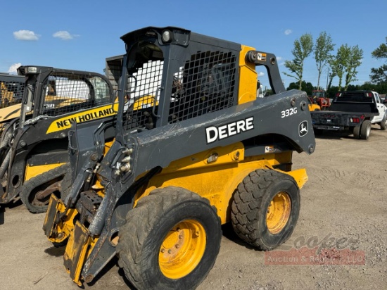 John Deere 332G Skid Steer