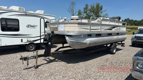 2006 Sun Tracker Fishinâ€™ Barge 21