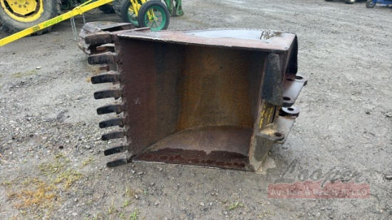 36in Excavator Bucket