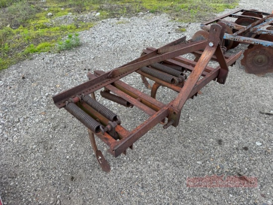 5ft 3pt Chisel Plow