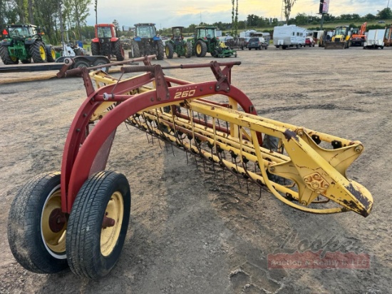 New Holland 260 Side Delivery Rake
