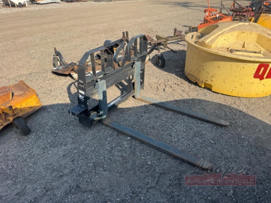 Bobcat Brand Pallet Forks