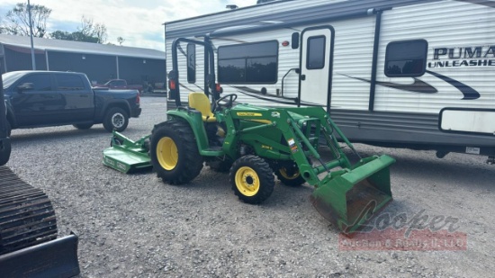 2016 John Deere 3038E