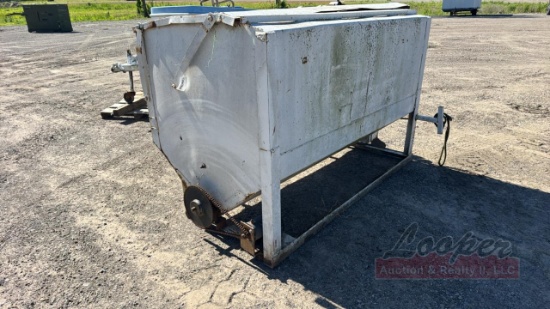 Livestock Cube Feeder