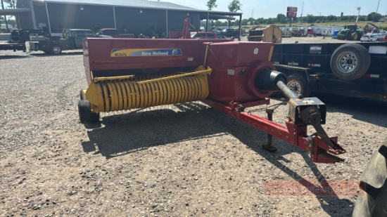 New Holland BC5070 Square Baler