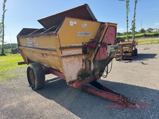 Knight 3450 Mixer Wagon