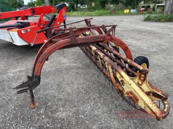 New Holland 260 Side Delivery Rake
