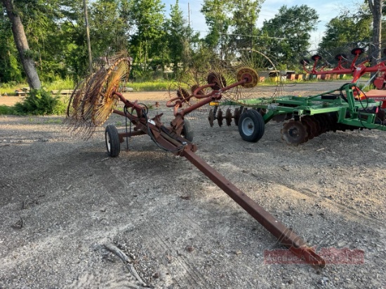8 Wheel Hay Rake