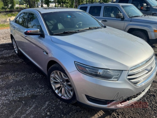 2018 Ford Taurus
