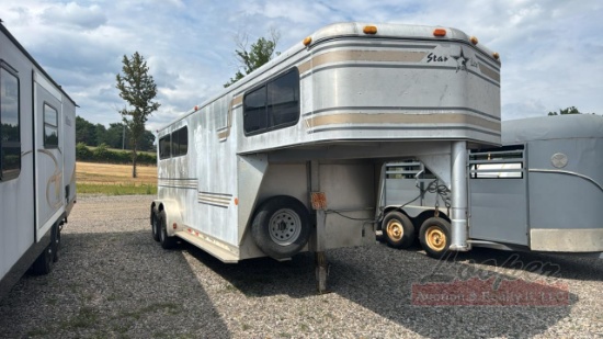 1999 Star Lite 3-Horse Slat Trailer