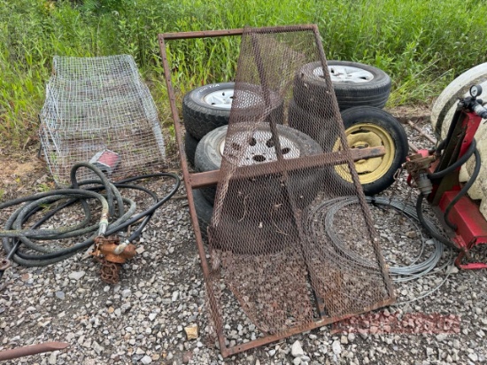 Rec Hitch Rack - Tires & Rims - Cable