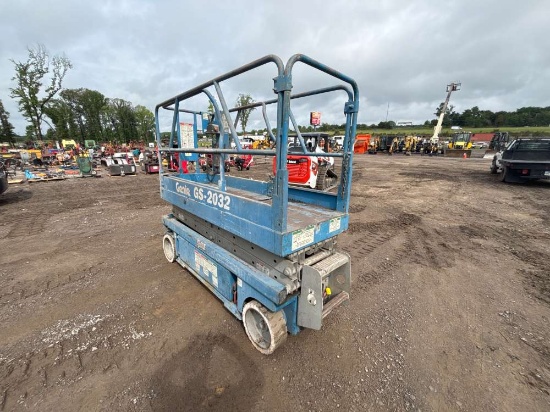 Scissor lift