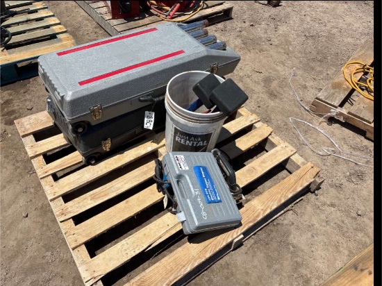 Carpet Stretcher & Tools