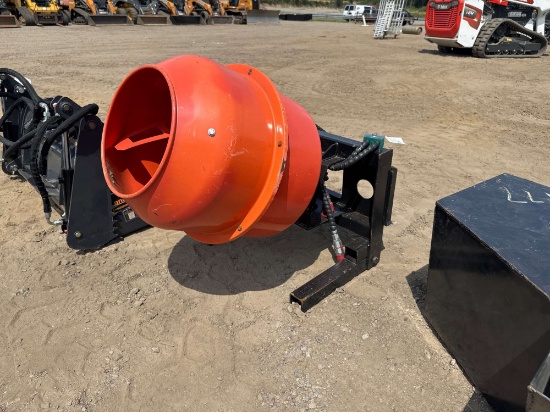 Mini-Skid Hydraulic Cement Mixer