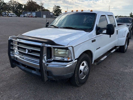 2001 Ford F-350 Pickup Truck