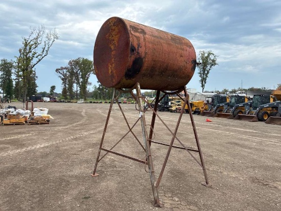 6ft Stand and 500gal Fuel Tank