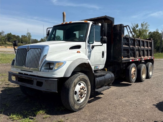 2007 International 7600 Dump Truck