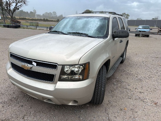 2011 Chevrolet Tahoe Multipurpose Vehicle (MPV)