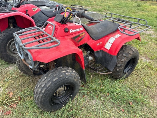220 Kawasaki Bayou Four Wheeler