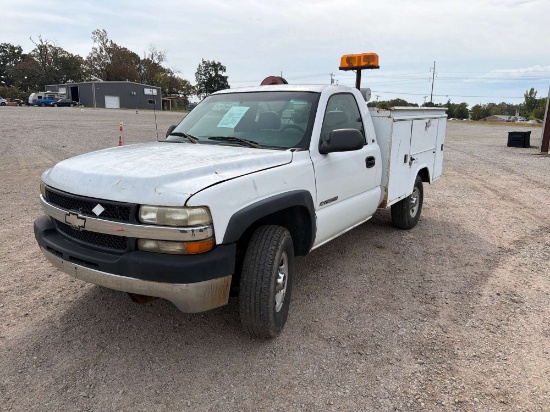 2001 Chevrolet Silverado Pickup Truck