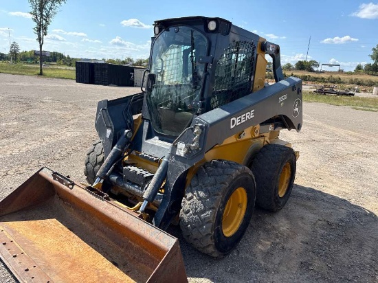 Jonn Deere 332G Skid Steer