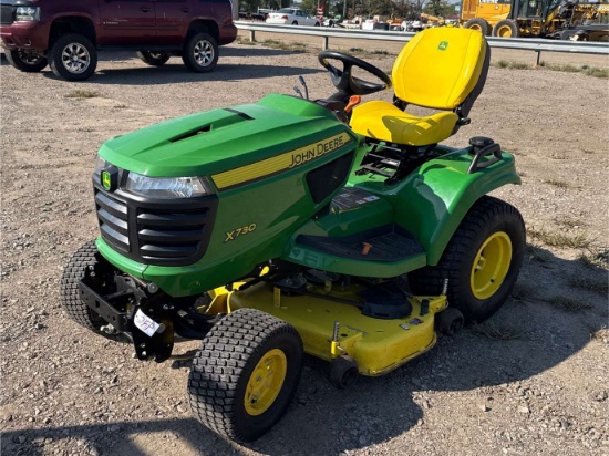 John Deere X730 Riding Lawn Mower