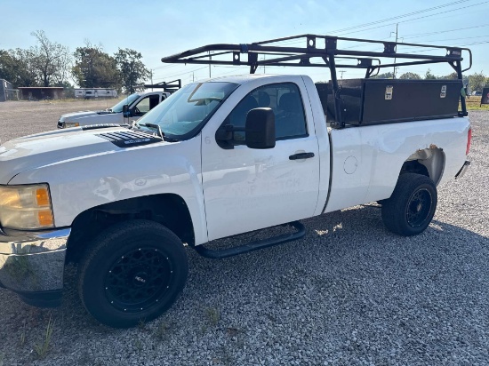 2011 Chevrolet Silverado Pickup Truck