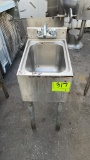 Undercounter Hand Sink