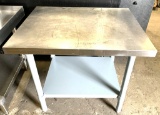 24x30” Equipment Stand