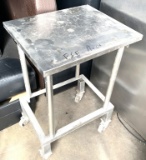 19x23” Utility Table