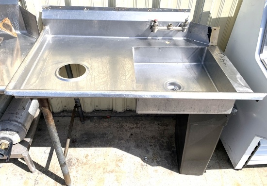 31x48” Soiled Dish Table