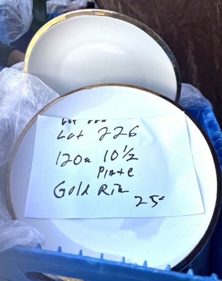 10 1/2" Gold Rim Plates