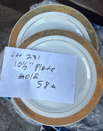 10 1/2" Gold Rim Plates