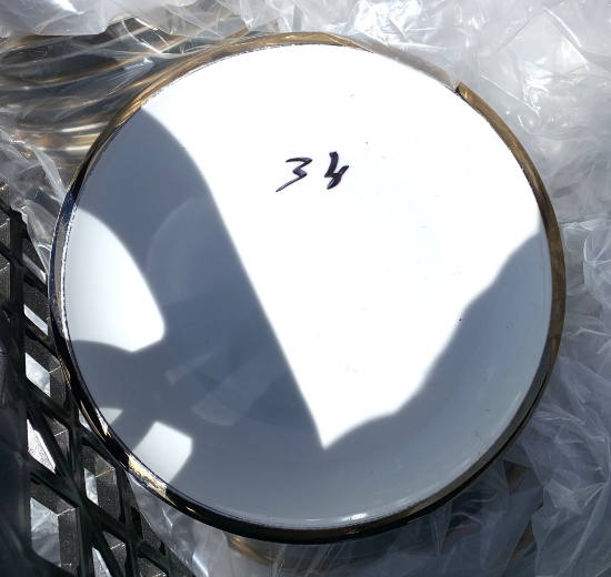 8" Gold Rim Plates