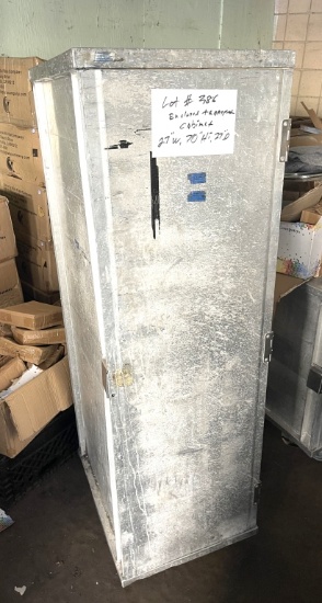 27x70x27" D Enclosed Transport Cabinet
