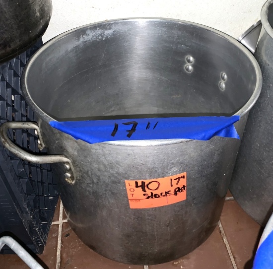 17" Round Stock Pot