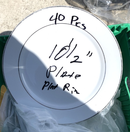 10 1/2" Round Plates