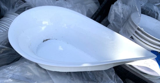 14" Tear Drop Plates