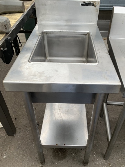 18x30" Ice Box Table