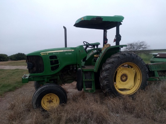 6100D JOHN DEERE TRACTOR