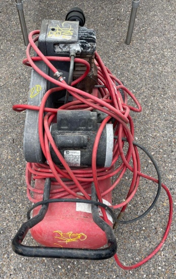 5 Hp 26 Gallon 135 PSI Compressor