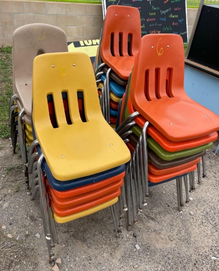 (25) Chairs