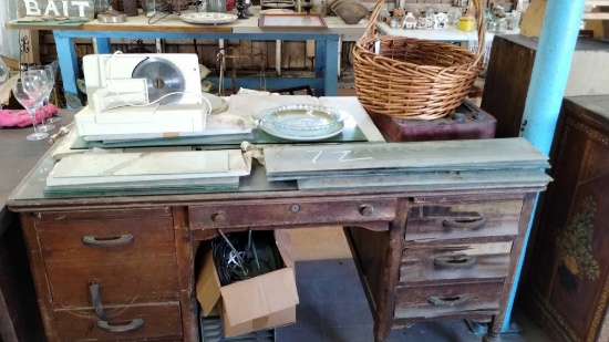 Meat Slicer, Desk, Glass Inserts, Basket