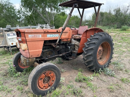 Kubota m 4000 Tractor