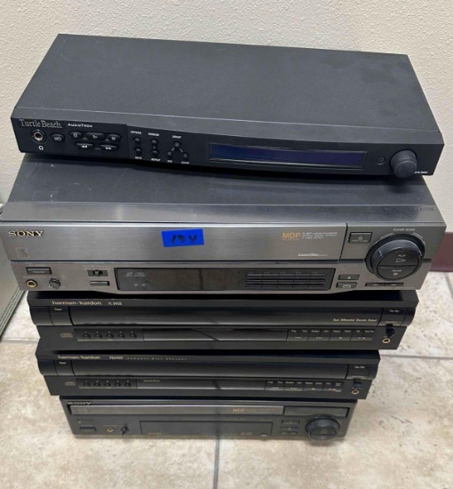 Sony Stereo System 2 Laser Discs, 2 Compact Changers Turtle Beach Audio Streamer