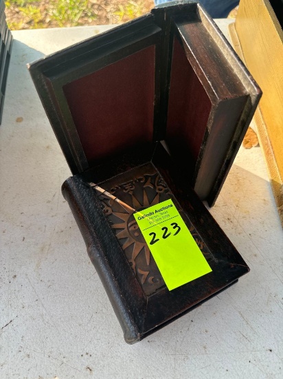 CDs, DVDs, Pens, Boxes