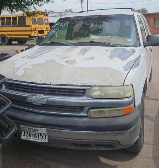 2001 Chevrolet Suburban Multipurpose Vehicle (MPV), VIN# 3GNEC16T81G273731