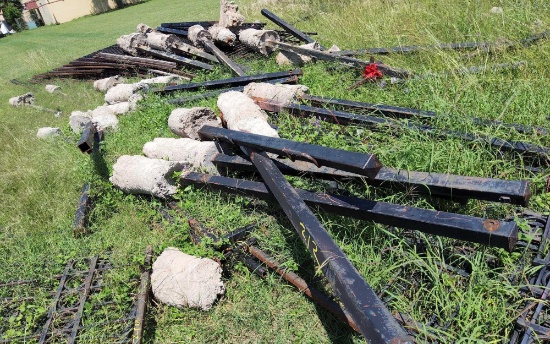 Black Metal Fence and Poles