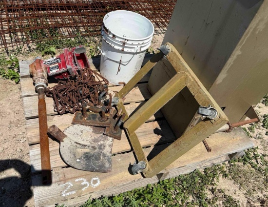 12 Volt Pump, Stand, and Hardware