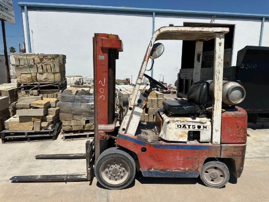 Datsun Propane 3 Mast (3,000 Capacity) Forklift